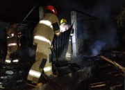 Korsleting Listrik Picu Kebakaran Gudang Perkakas Resepsi di Mojo Kediri
