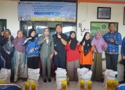 Istri Bupati Sidoarjo Salurkan Bantuan Pangan Kepada Keluarga Penerima Manfaat