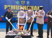 Pemkab Sidoarjo dan Bea Cukai Musnahkan 9 Juta Batang Rokok Ilegal,