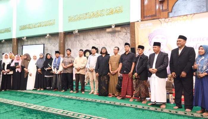 Satu Dekade Ummi Peduli, Bupati Subandi Apresiasi Kontribusi Sosial dan Pengajian Akbar Bersama Ustadz Hanan Attaki