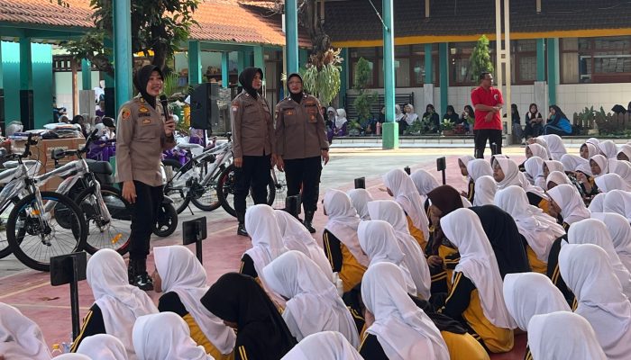 Polresta Sidoarjo Edukasi Pelajar, Tekankan Bahaya Bullying dan Narkoba