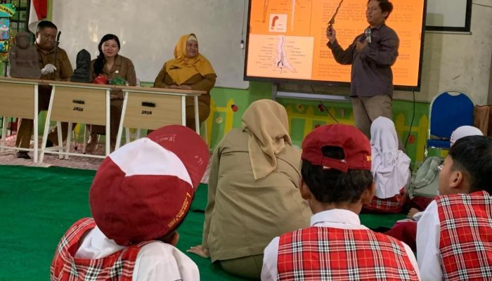 Siswa SDN Bumiayu 1 Dalami Filosofi Topeng Panji