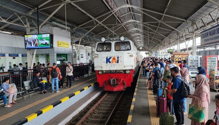 Mobilitas Meningkat, Penumpang KAI Daop 8 Tembus 9,78 Juta