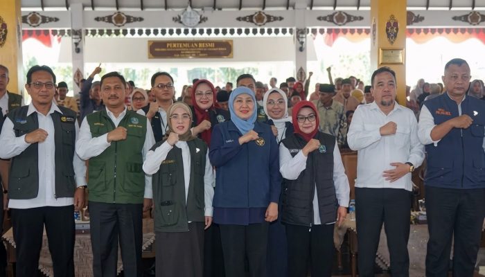 Pemprov Jatim Kucurkan Bansos Rp9,8 Miliar ke Magetan