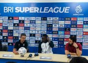 Gagal Raih Poin Penuh, Pelatih Marcos Santos Disorot Aremania
