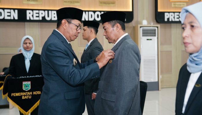 51 PNS Batu Raih Penghargaan Satyalancana