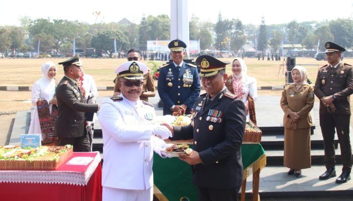 Sinergi Tanpa Batas: Potret Kebersamaan Polresta Malang Kota dan TNI di Puncak HUT ke-81