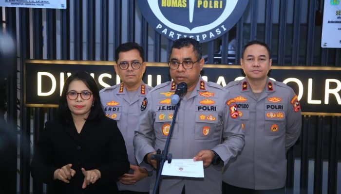 Polri Mutasi 199 Perwira, Jabatan Kakorlantas hingga 3 Kapolda Resmi Berganti