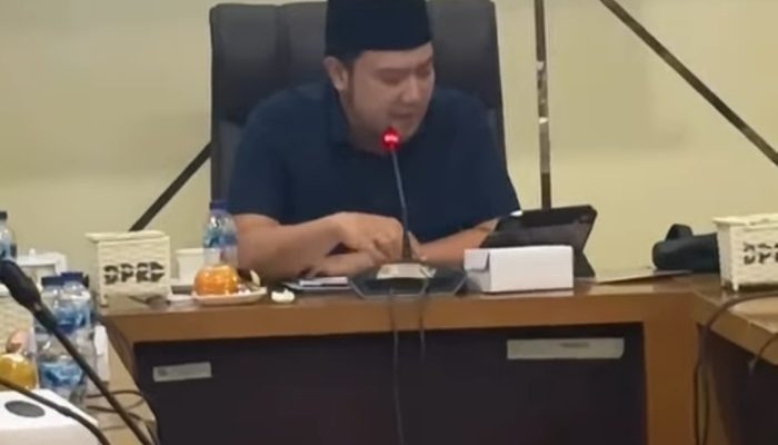 DPRD Malang Desak Dispendukcapil Benahi Stok Ribbon