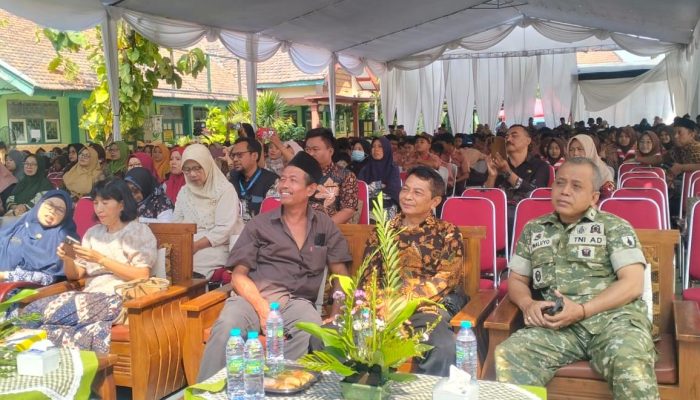 TNI Tanamkan Wawasan Kebangsaan di Sekolah