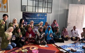 Mahasiswa UPN Veteran Jatim Bekali Lansia Bojonegoro Cegah Penipuan